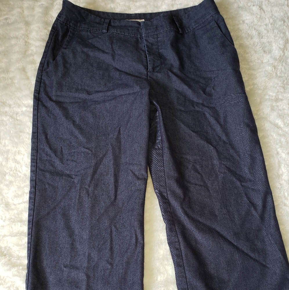 Merona Dark Blue Wash capri Size 6